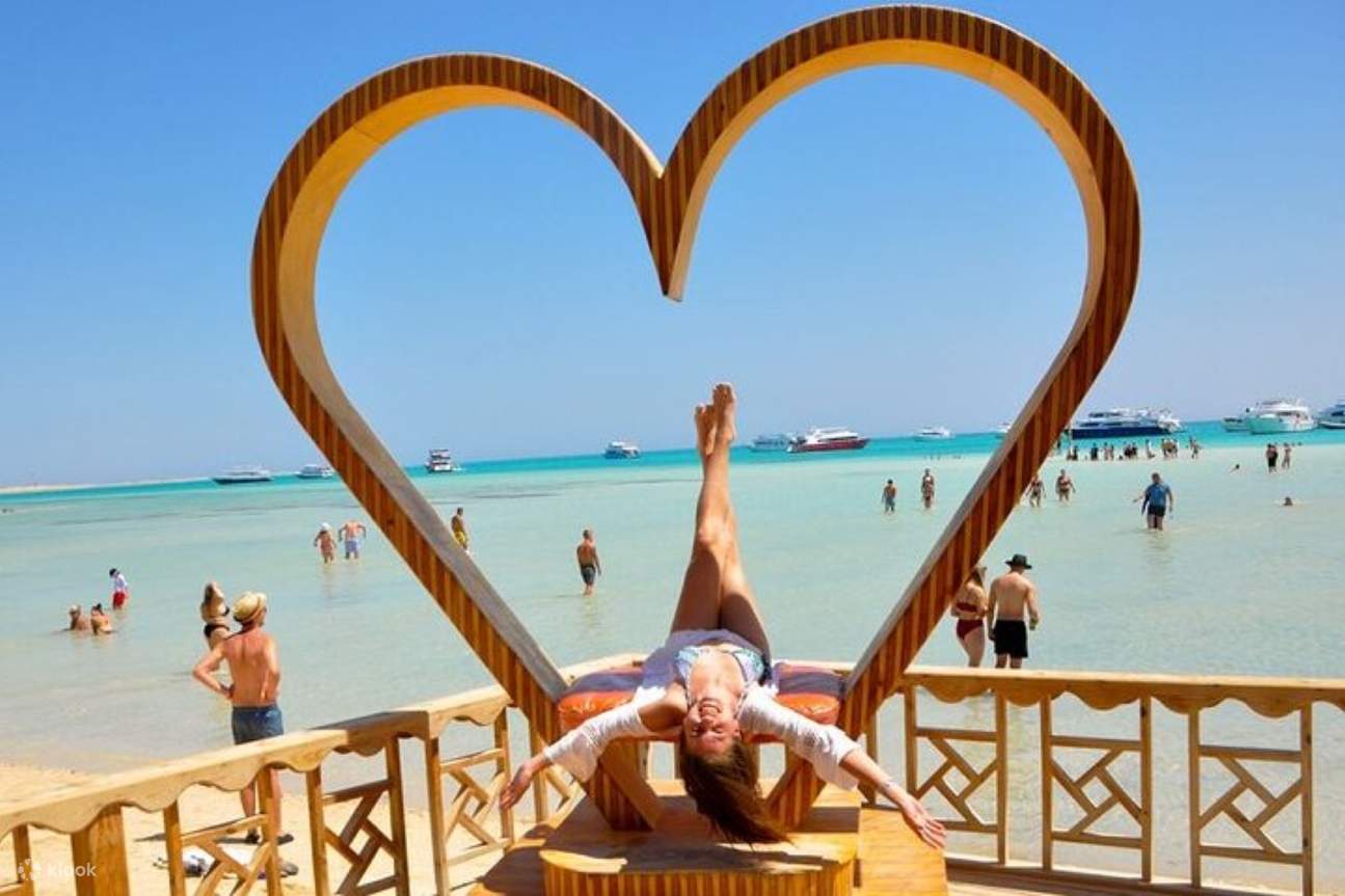 Excursion de snorkeling à Orange Bay Island avec sports nautiques - Hurghada