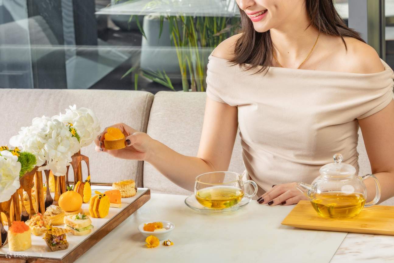 曼谷素坤逸凱悦酒店大堂酒廊下午茶