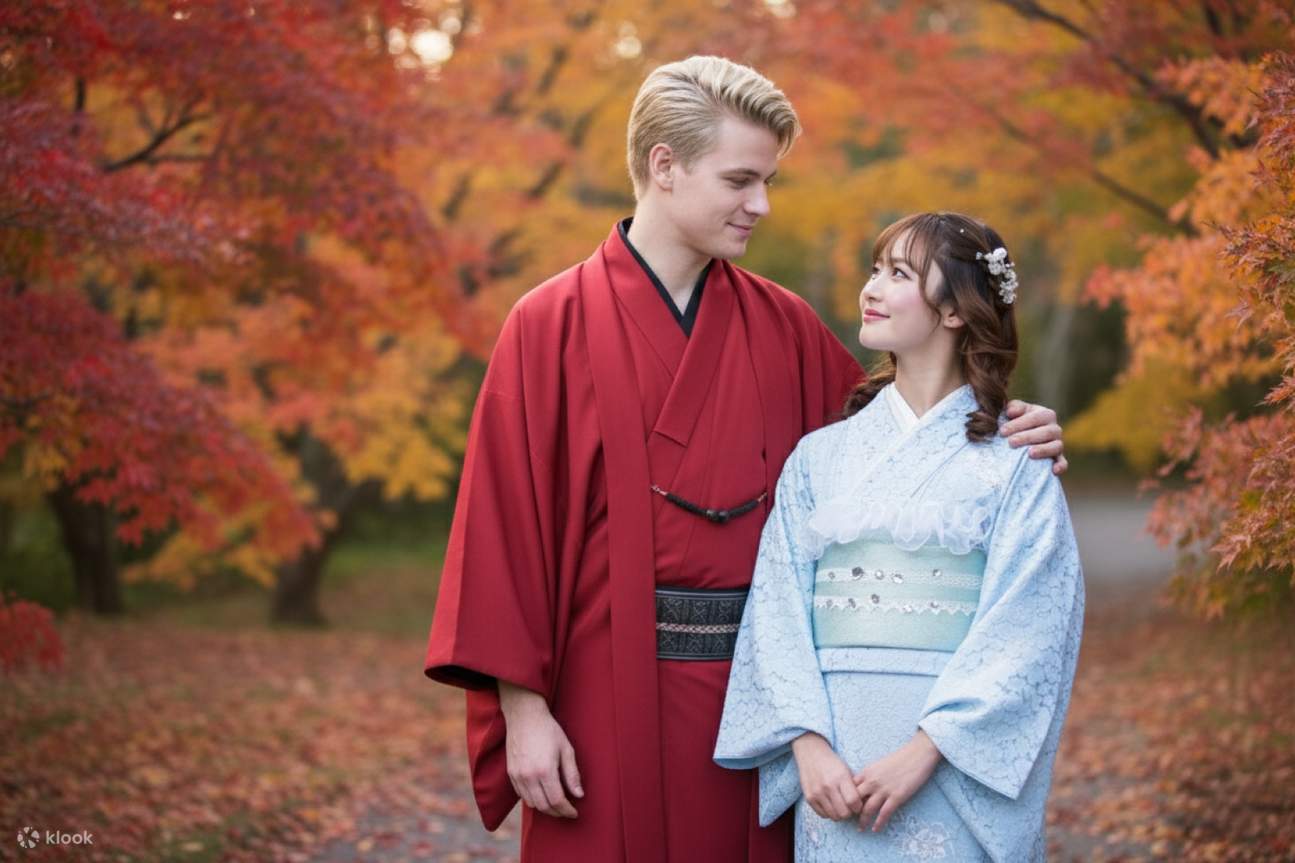 Japans Winter sind kalt, aber Kimonos eignen sich hervorragend zum Layern! Tragen Sie warme Unterwäsche, Leggings und Handschuhe (bitte bringen Sie Ihre eigenen mit). Wir bieten Pelzumschläge und Tücher an – fragen Sie einfach unsere Mitarbeiter. Bleiben 