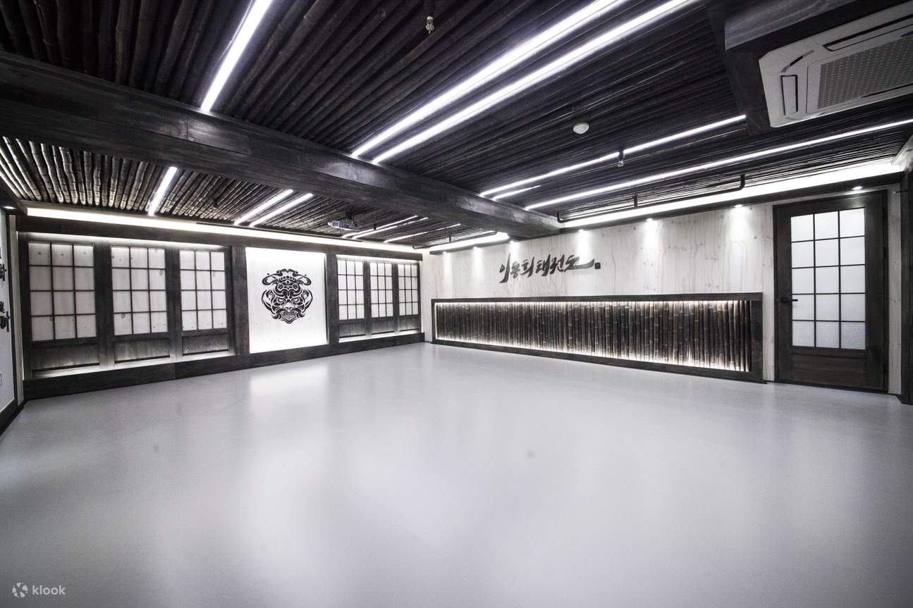 WKT Combat Taekwondo & Self-defense One Day Class in Seoul