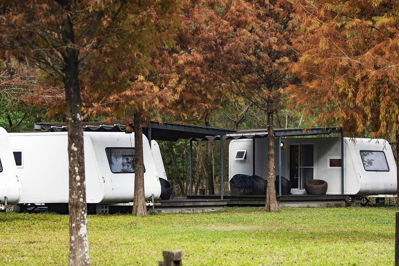 天ㄟ露营车：秋景