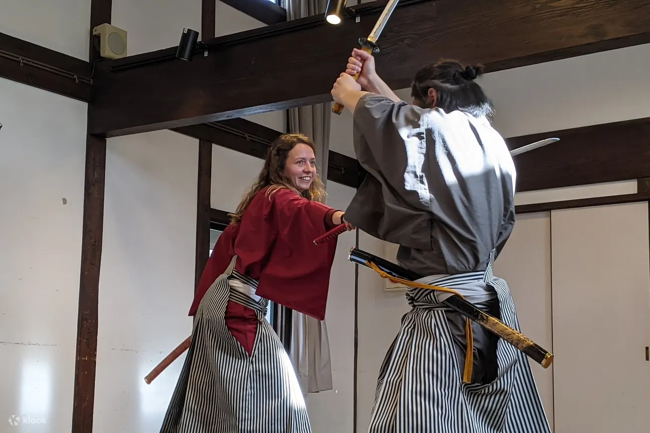 松本城之旅和武士体验