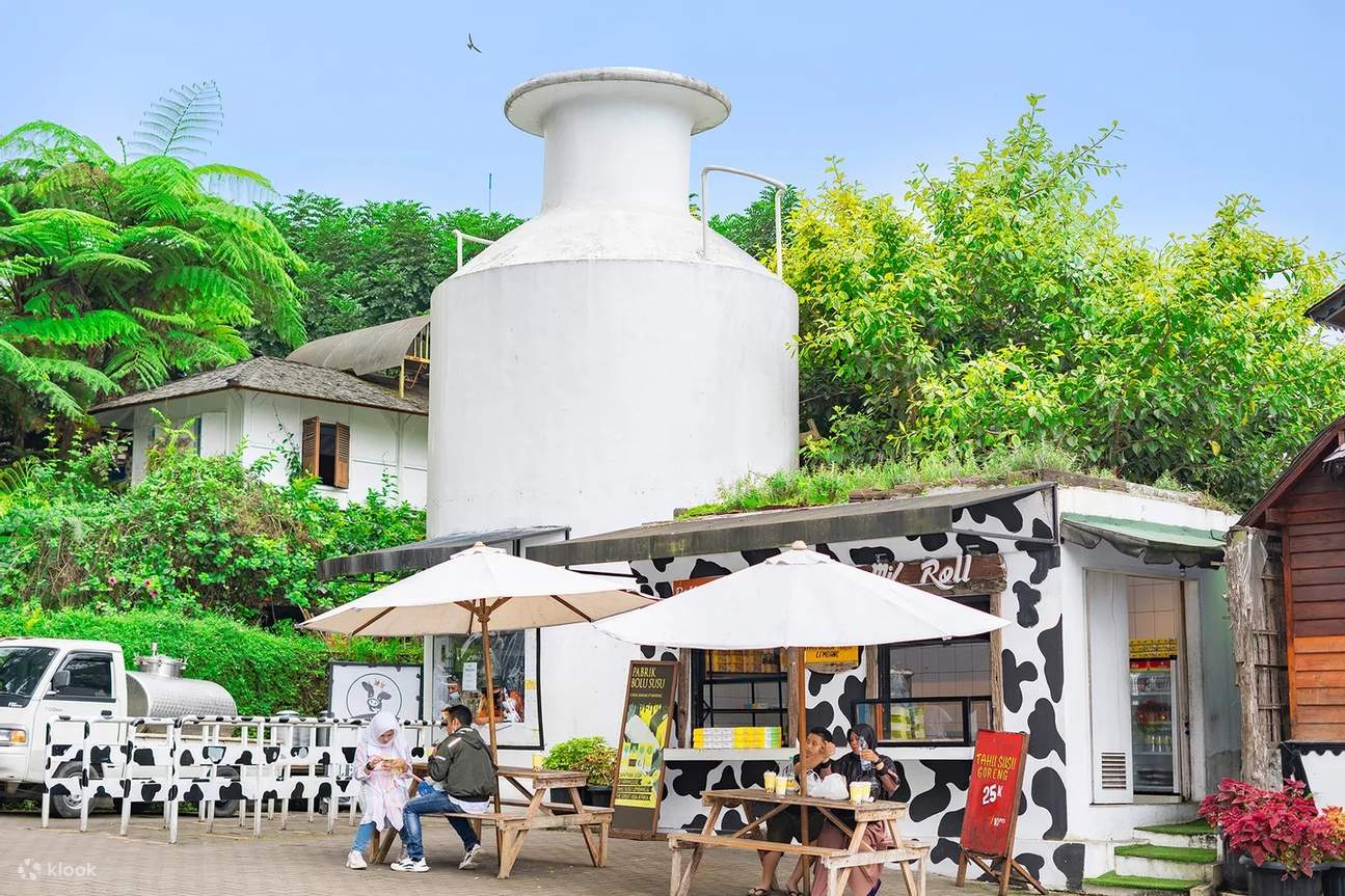 ฟาร์มเฮ้าส์ เลมบัง