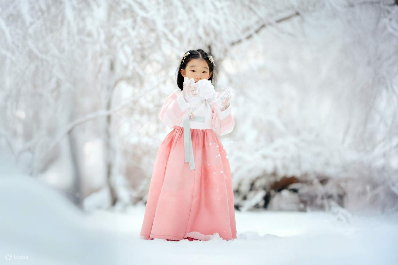 แพ็กเกจถ่ายภาพในชุดฮันบกที่พระราชวังเคียงบกกุง โดย HAB KOREA