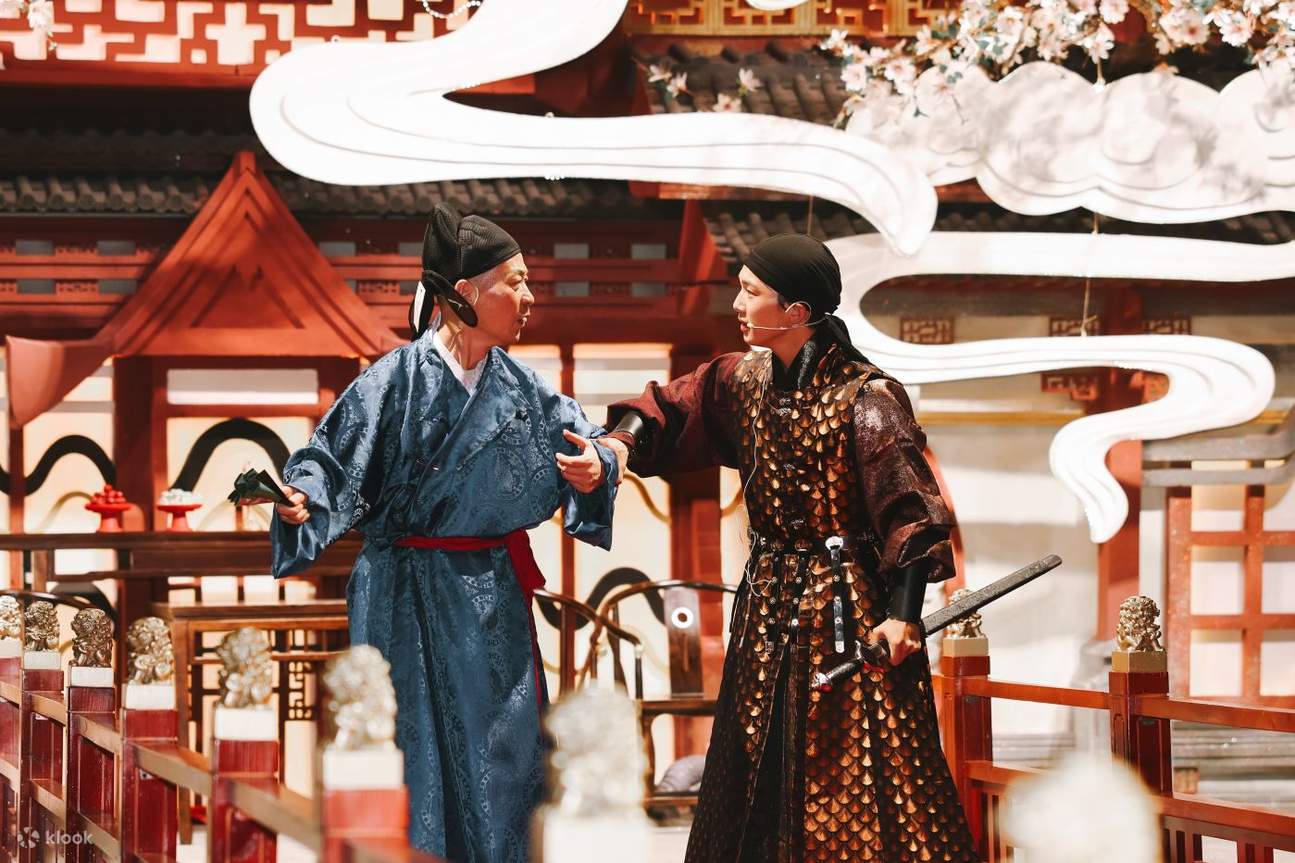 추저우 어례연·낭야악연 (고풍 배경 몰입형 식사 + 고풍 가무 공연 + 미식으로 재현한 군왕 연회 + 군왕의 풍류를 재현한 순간 + 선택 가능한 고대 의상 및 메이크업 체험)