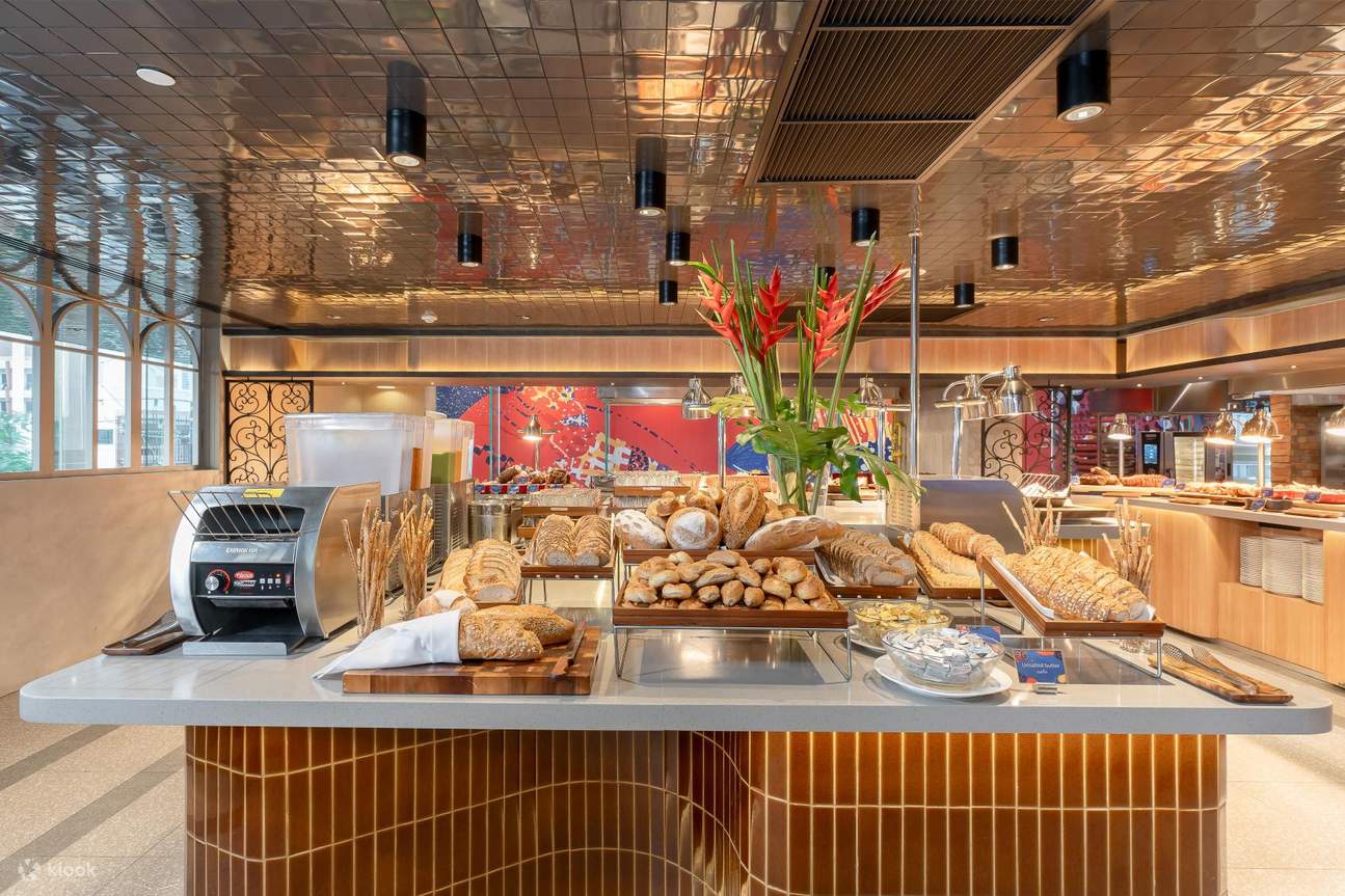 Буфет морепродуктов в Thale, Akara Hotel Pattaya