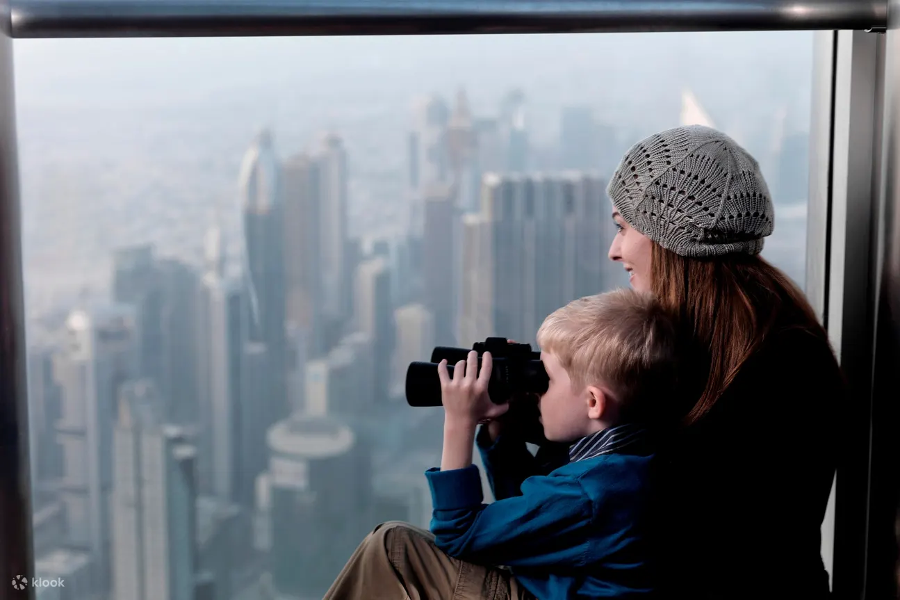 哈里發塔觀景台 (burj khalifa observation deck)