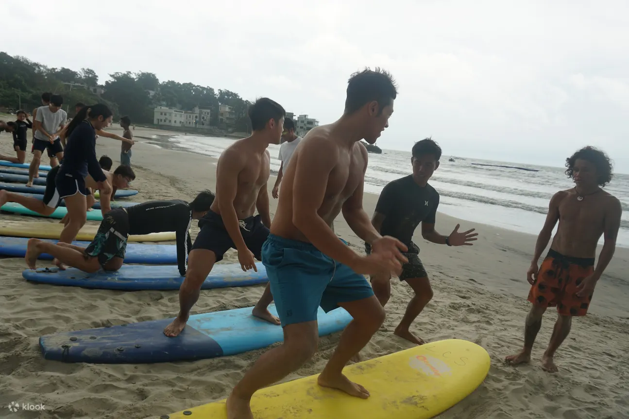 私人及小班滑浪(冲浪)课程
