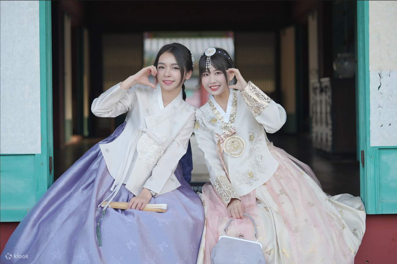 Jeju MANMAN Premium K-Hanbok, K-Beauty-Verleih-Erlebnis