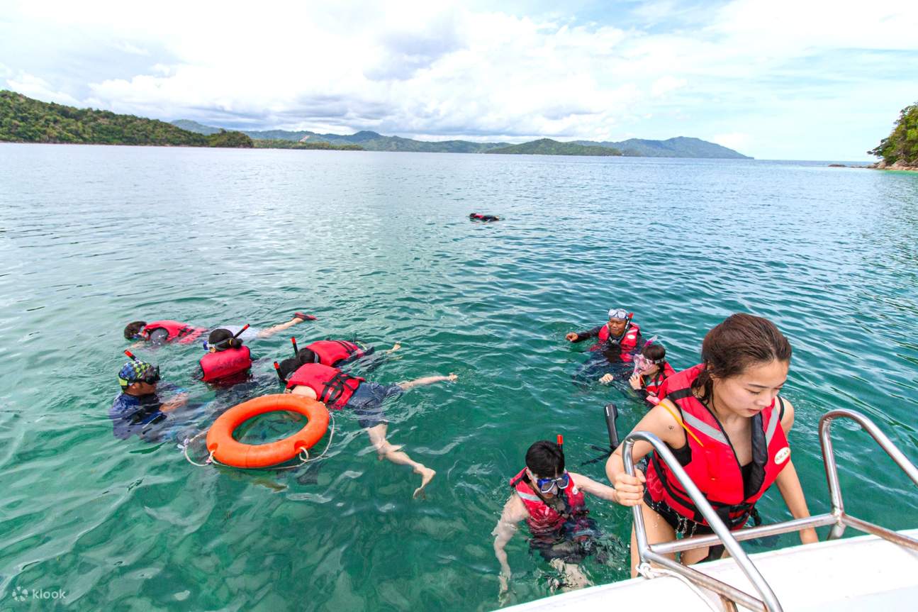 Снорклинг или дайвинг в заливе Мун Бэй из Кота-Кинабалу