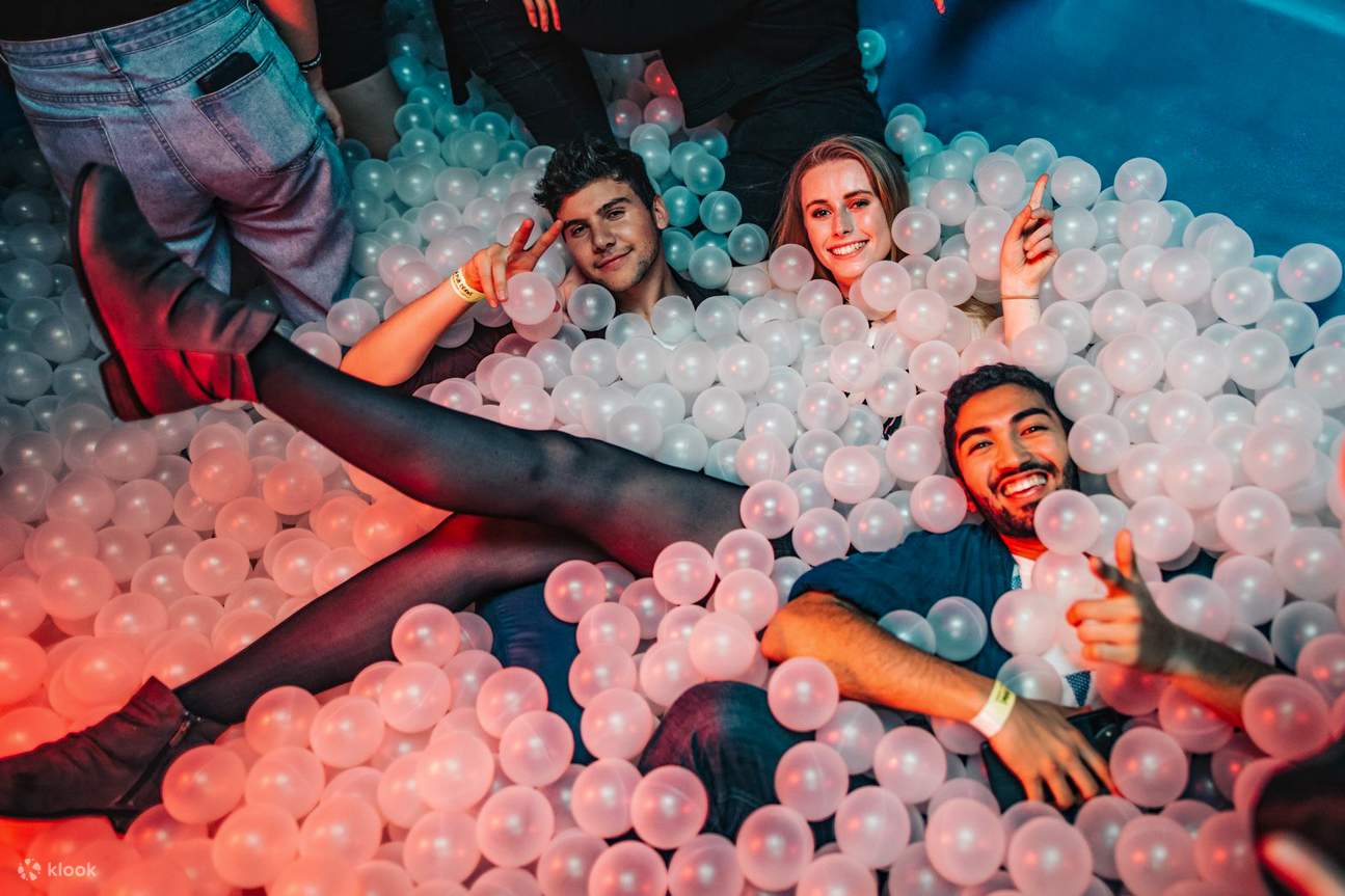 sydney nightlife bar crawl