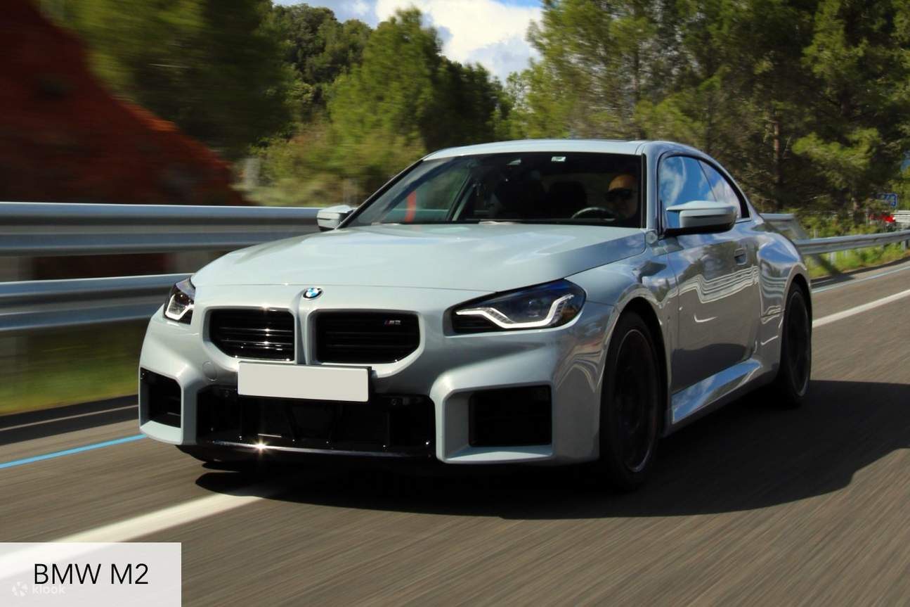 在巴塞罗那体验 90 分钟超跑之旅，驰骋至蒂比达波山。