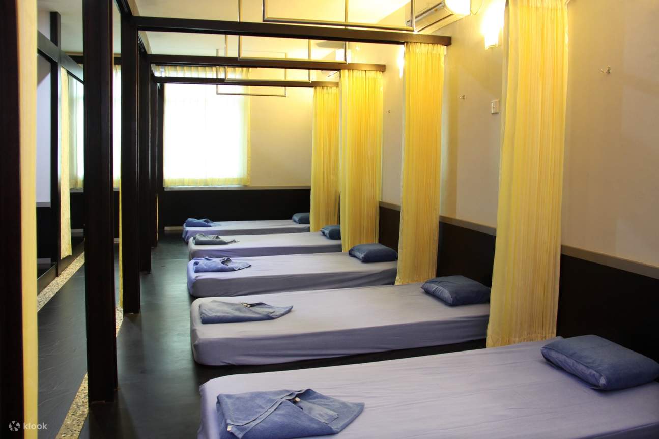 Tempat tidur spa di Absolute Spa, Hair, And Nail