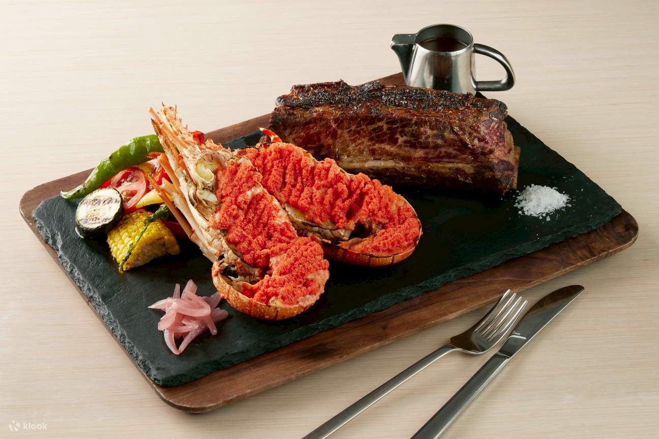 타이베이 알리 힐튼 그레이 컬렉션 호텔 - LA FARFALLA 이탈리안 레스토랑 - 신이 지구