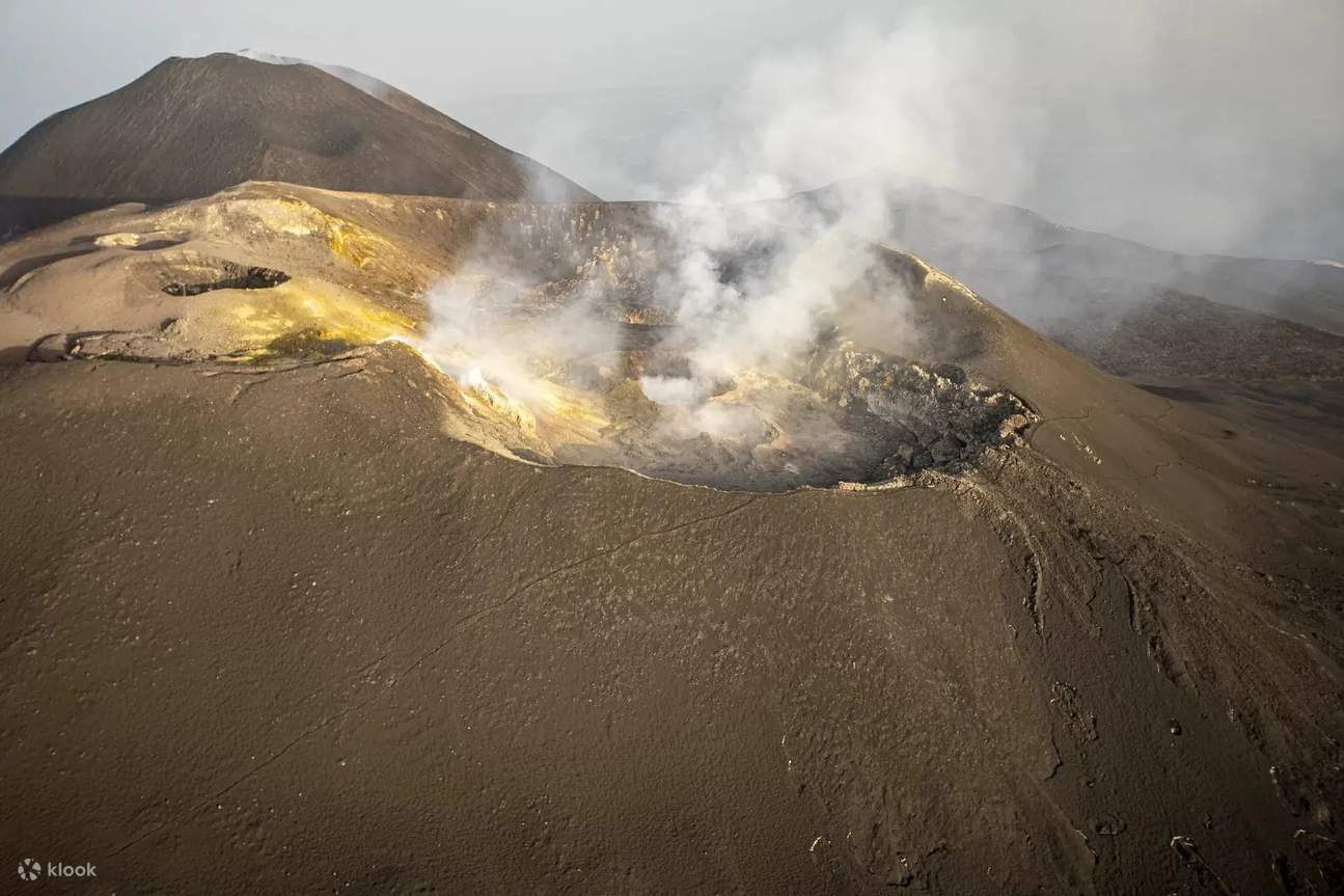 30 minutes Etna volcano private helicopter tour