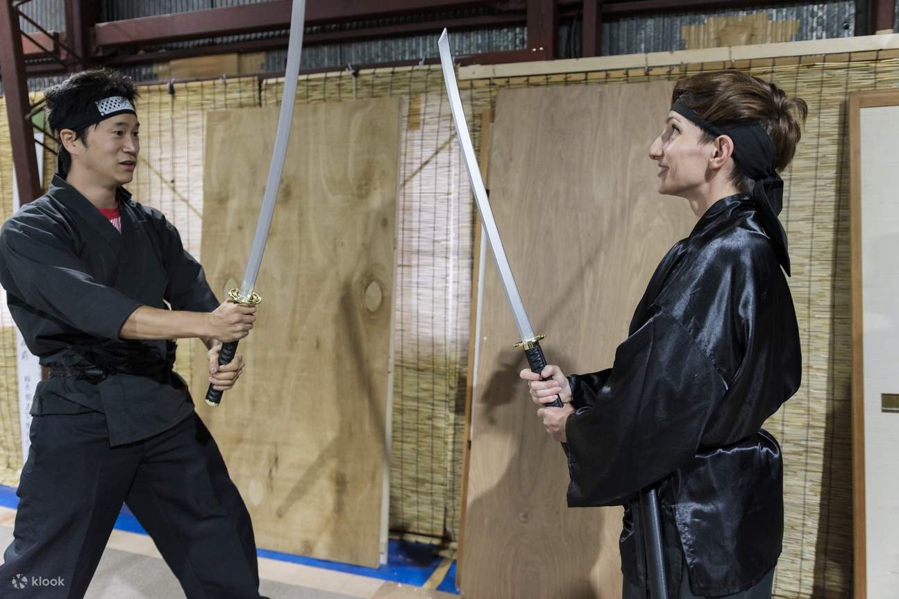 忍者刀和日本刀