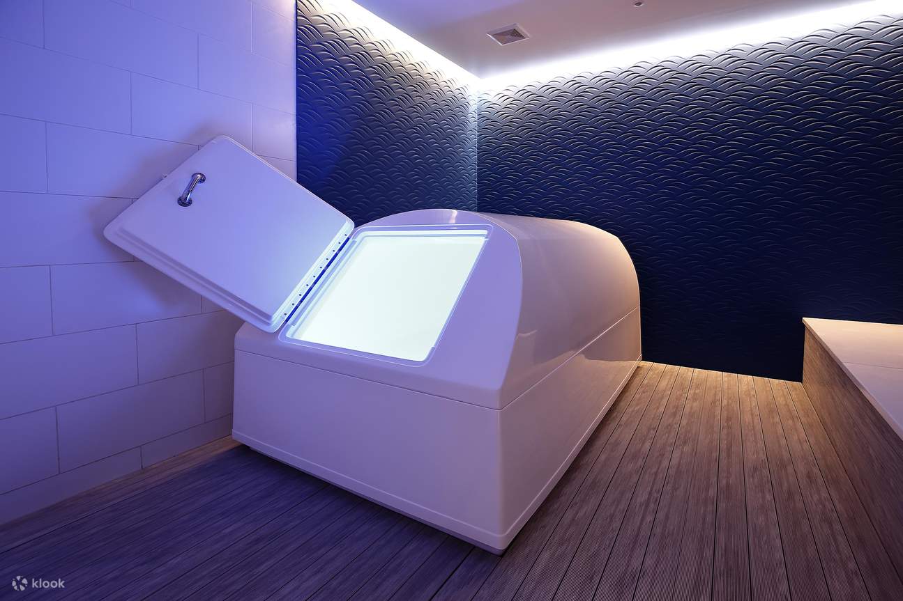 Solace Float Zero Gravity Flotation Treatments with 90 Minutes in