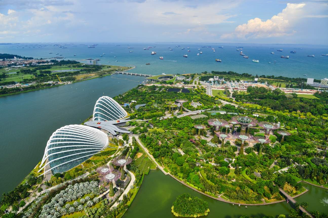 Giảm đến 20% | Vé Gardens by the Bay Singapore (Cloud Forest & Flower Dome)  - Klook Việt Nam