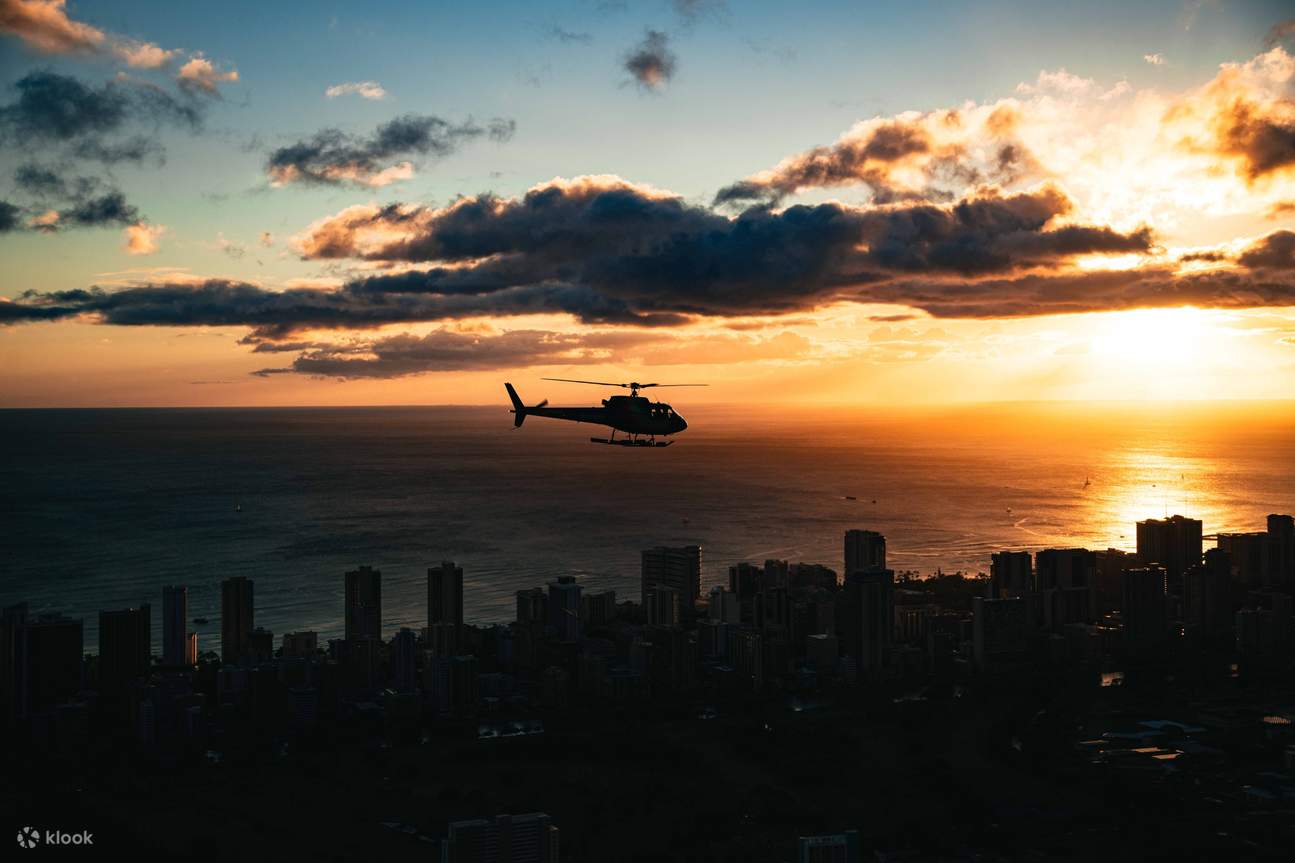 Astar Elicottero Skyline Tramonto