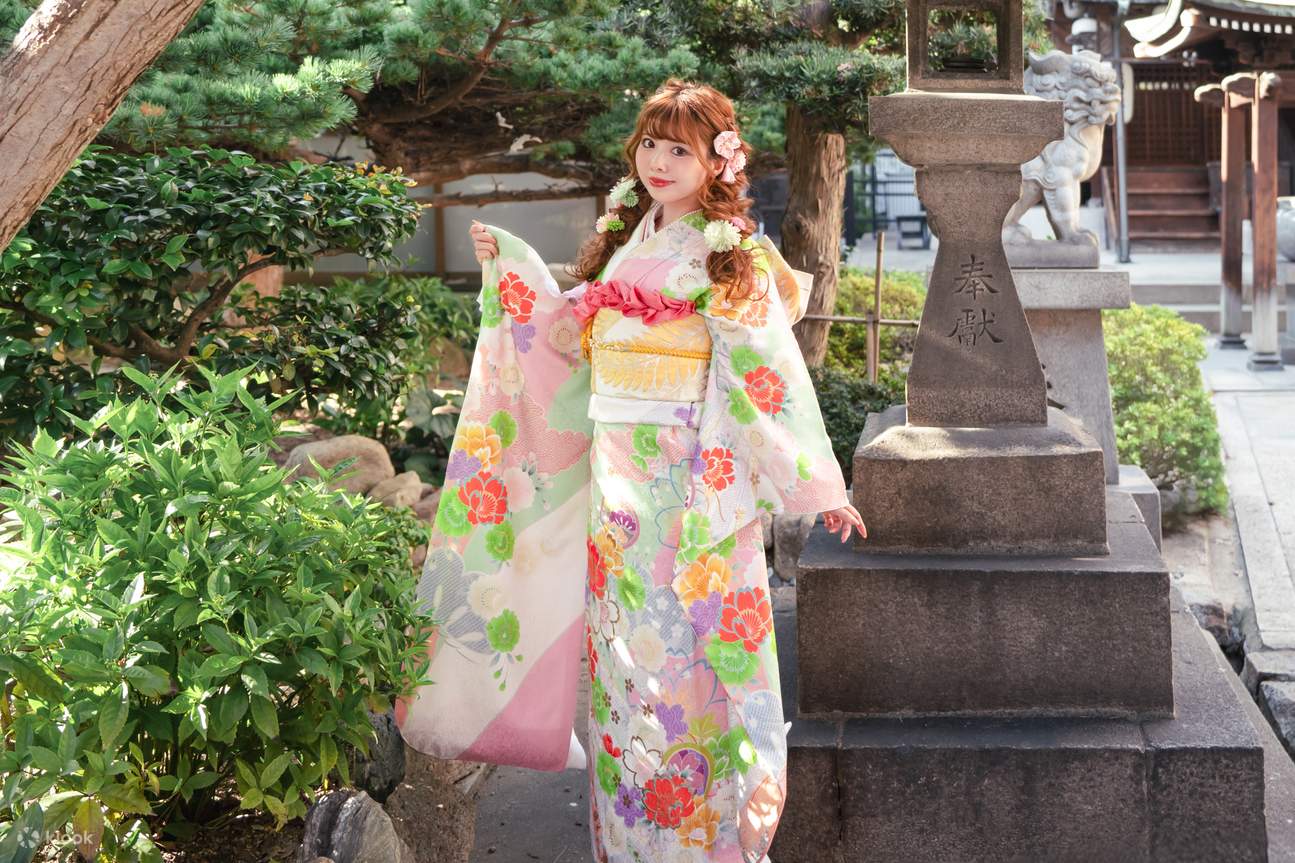 Esperienza di noleggio kimono/yukata (fornita da Kawaii Osaka)