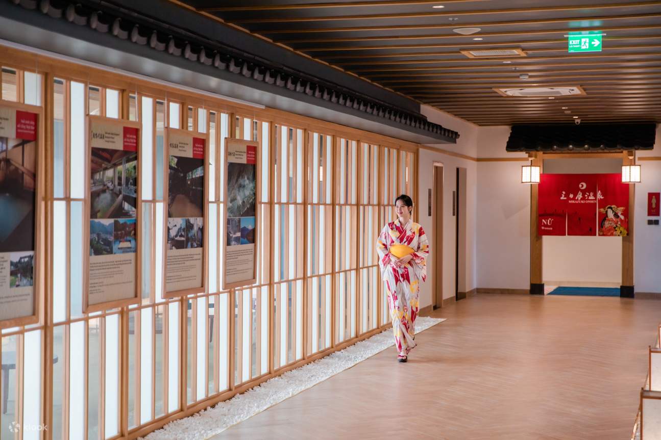 Pemandian Air Panas Mikazuki