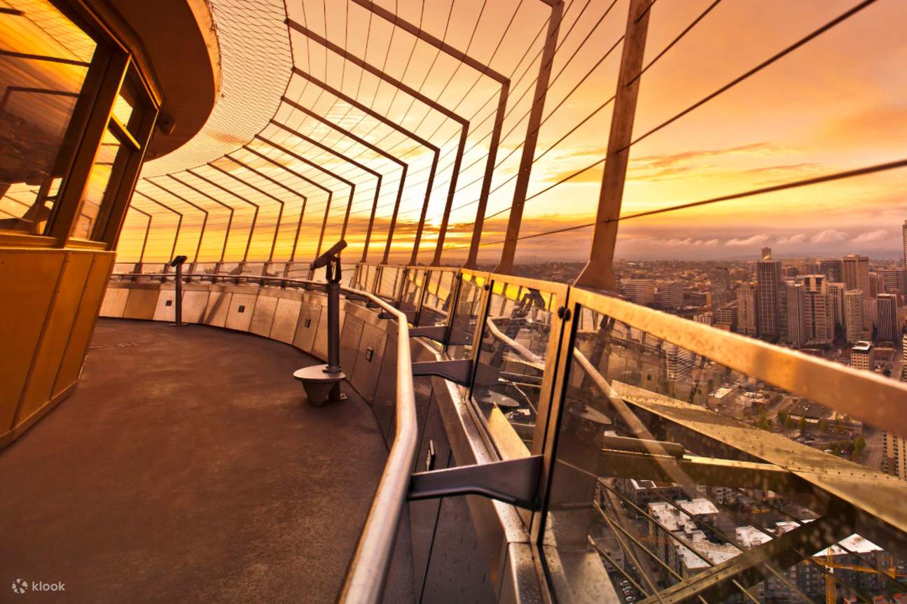 Seattle CityPASS® - ชมวิวเมืองซีแอตเทิลยามพลบค่ำจากยอด Space Needle และ Puget Sound (เข้าชมได้สองครั้ง!)