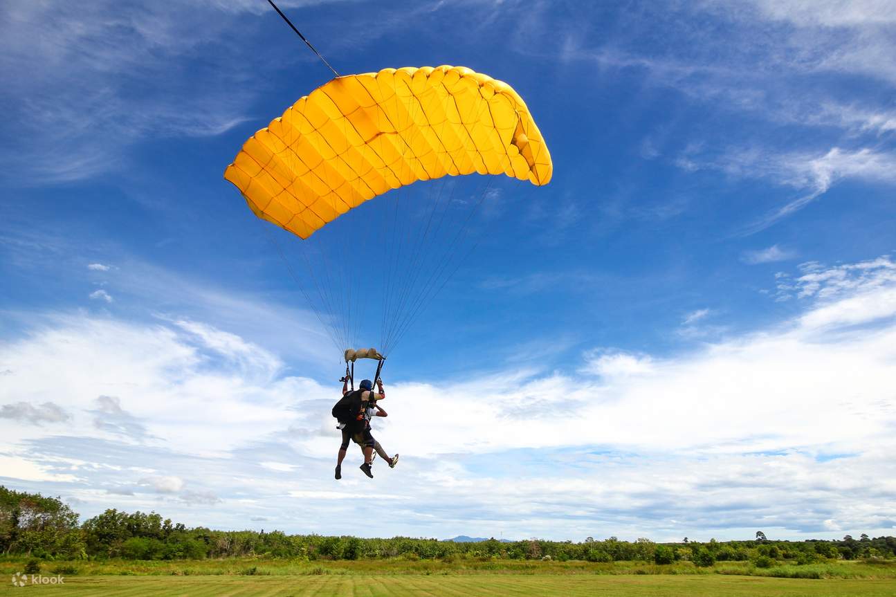 スカイダイブ・タイ