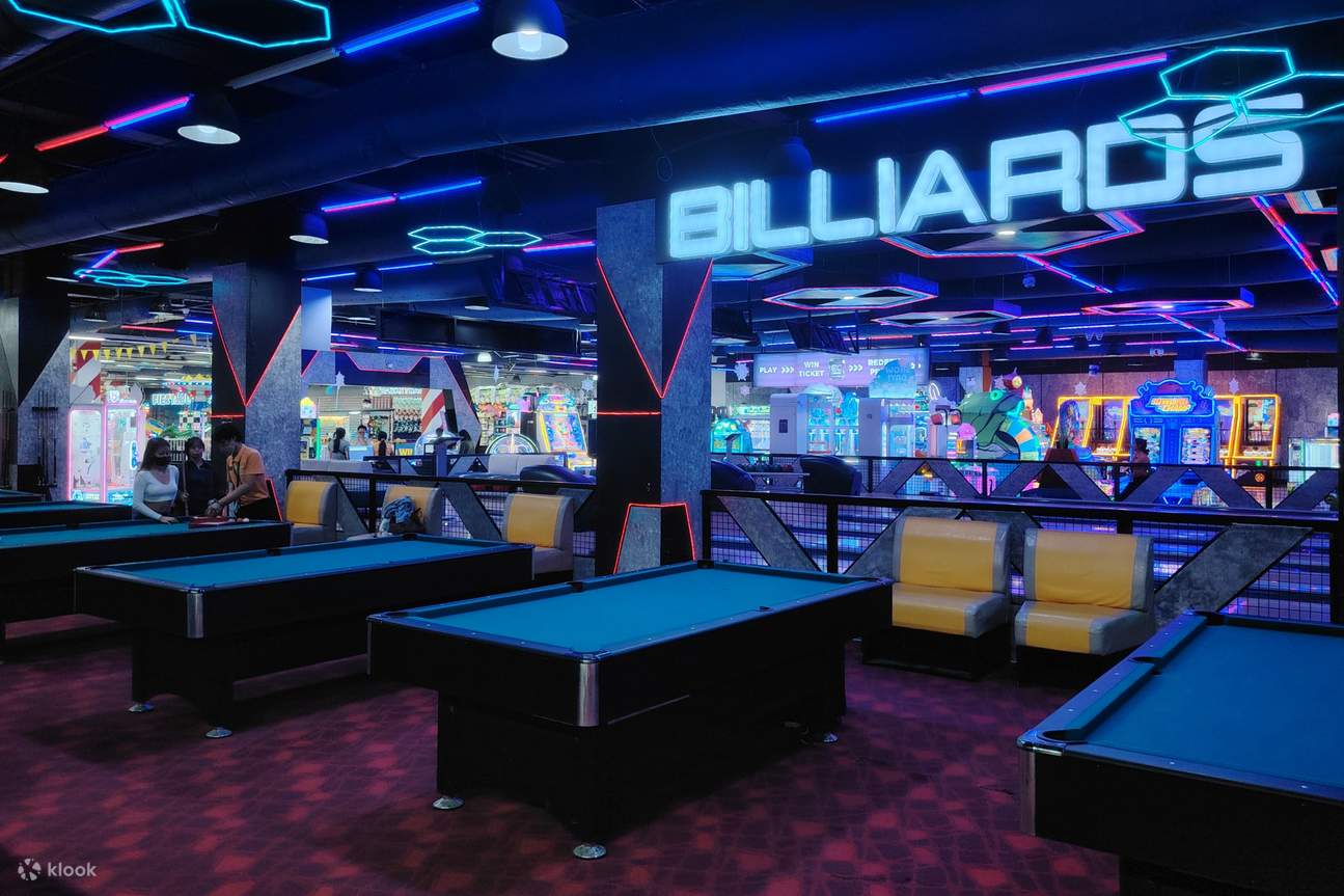 Affina le tue abilità e metti alla prova la tua mira ai nostri tavoli da biliardo!