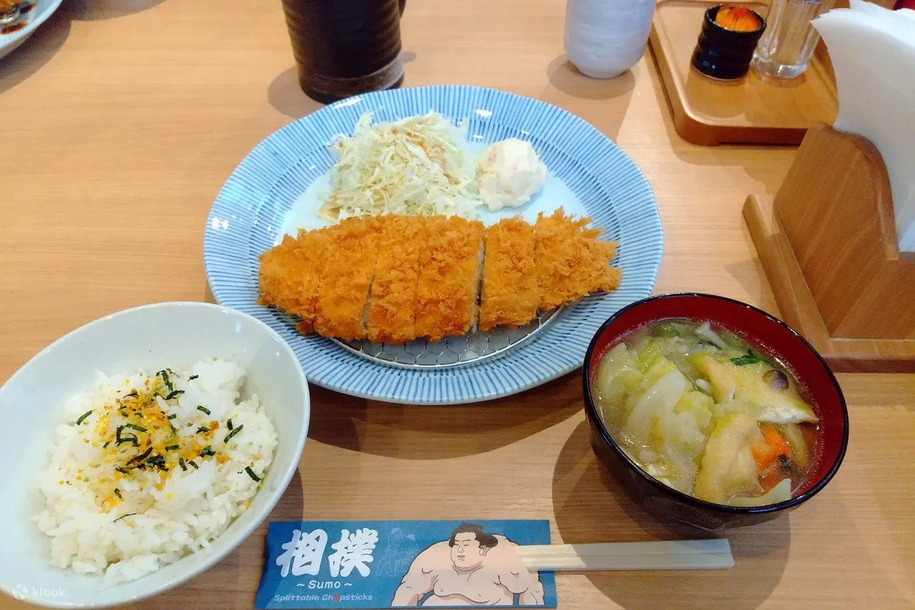 炸猪排午餐