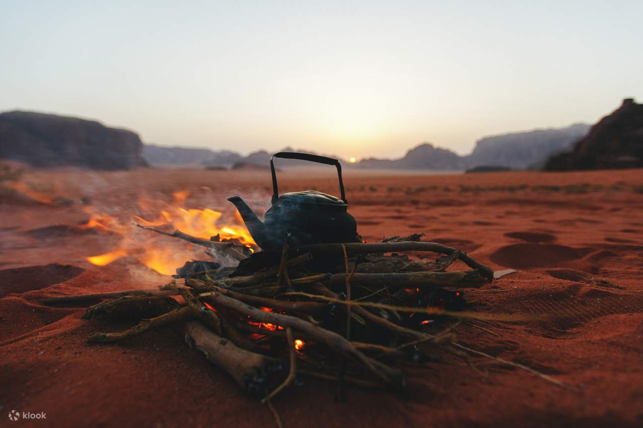 在沙漠中品嚐埃及茶