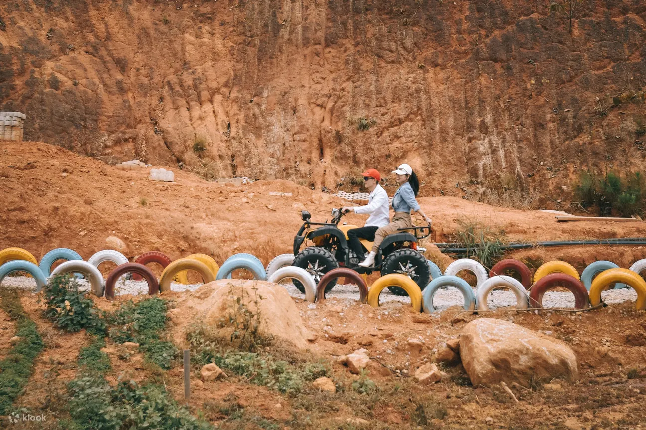 如果你是极限运动爱好者，那么你一定不能错过全地形车（ATV），它将带你穿越冒险之谷