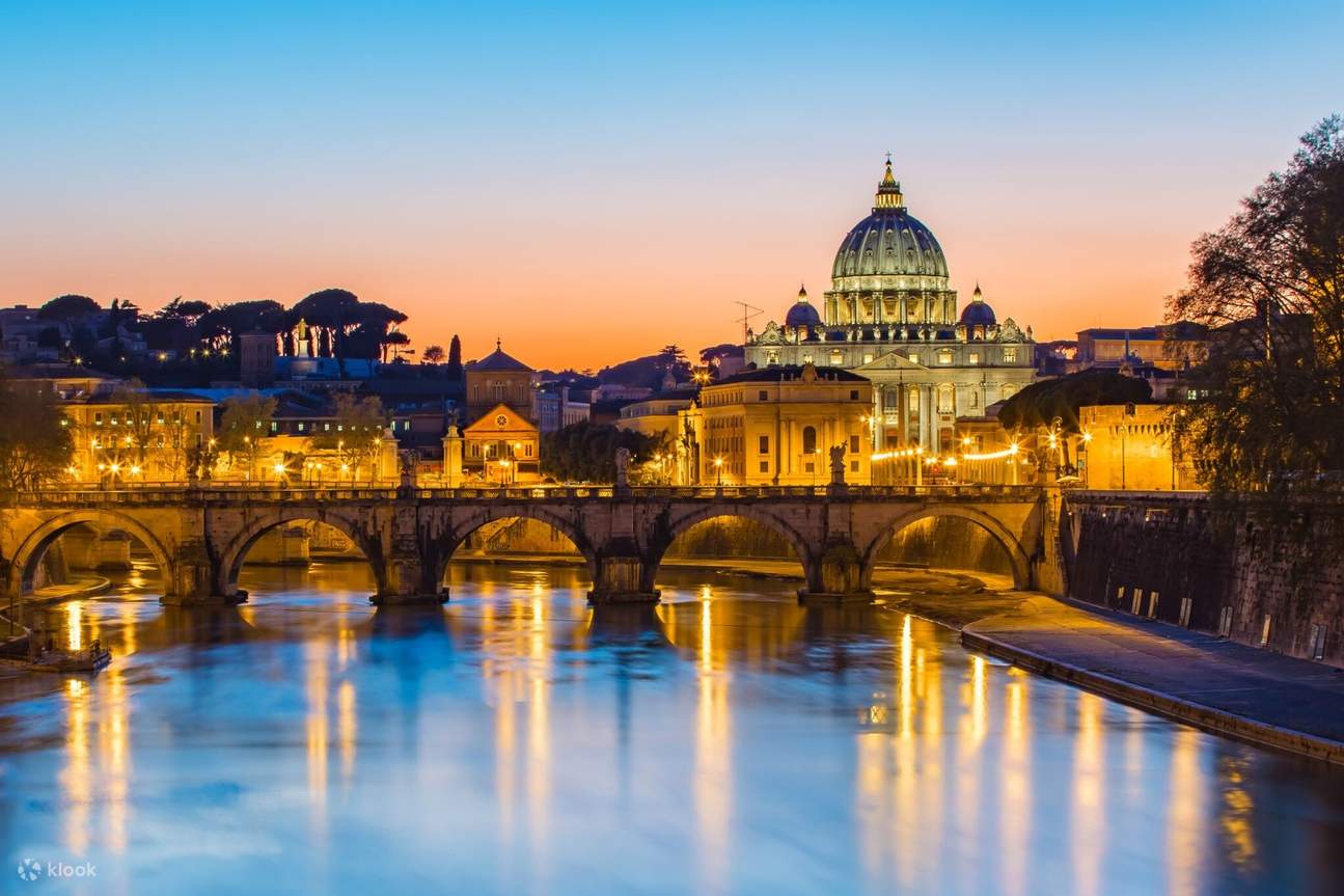 Hành trình khám phá Rome của bạn sẽ không trọn vẹn nếu thiếu một chuyến tham quan cần thiết quanh Vatican.