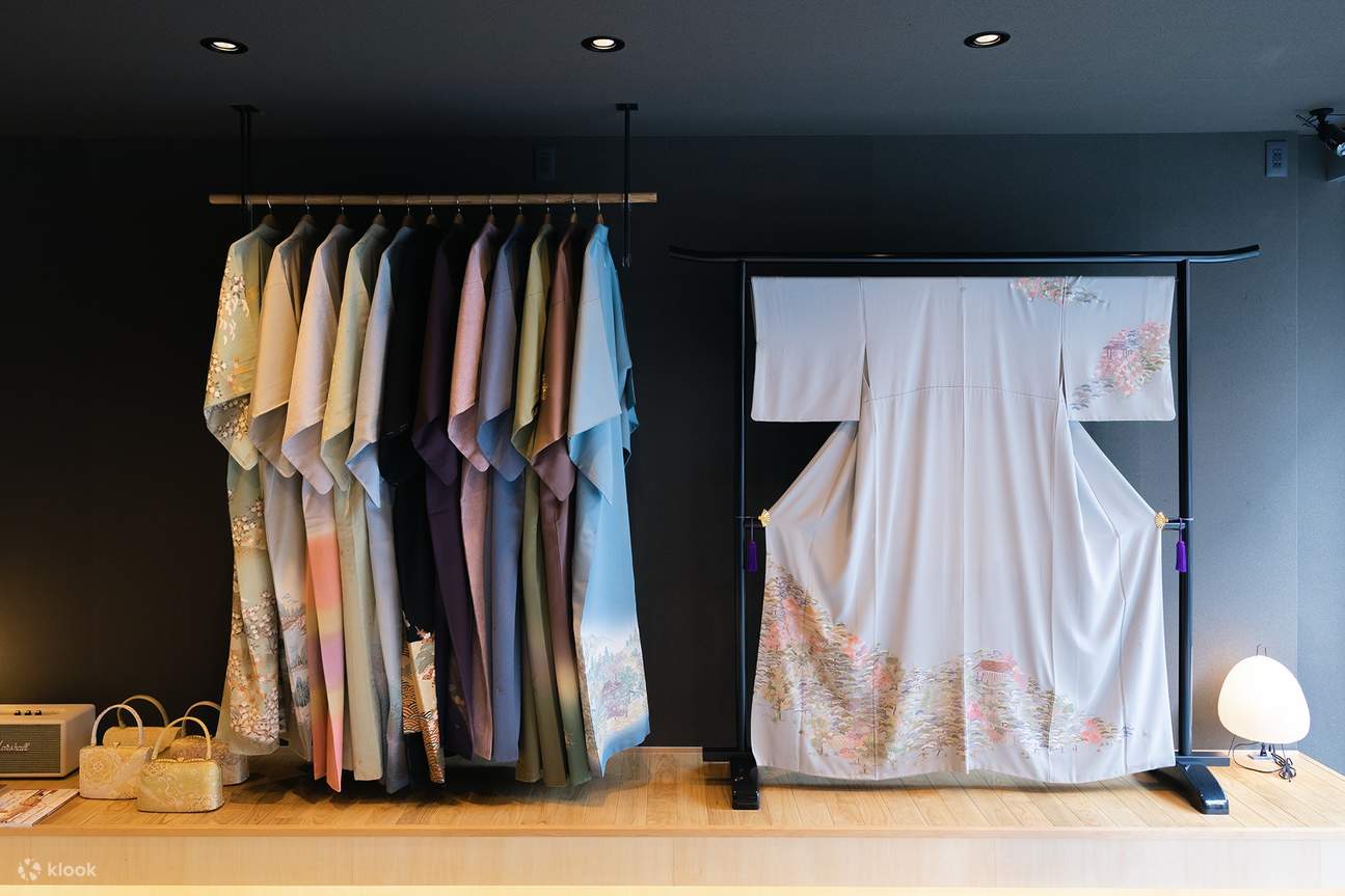 伝統的な訪問着