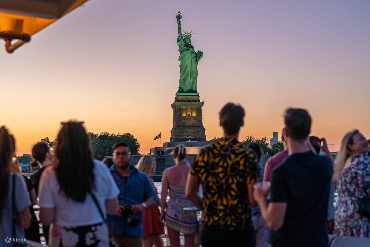 People looking at the Statue of Liberty