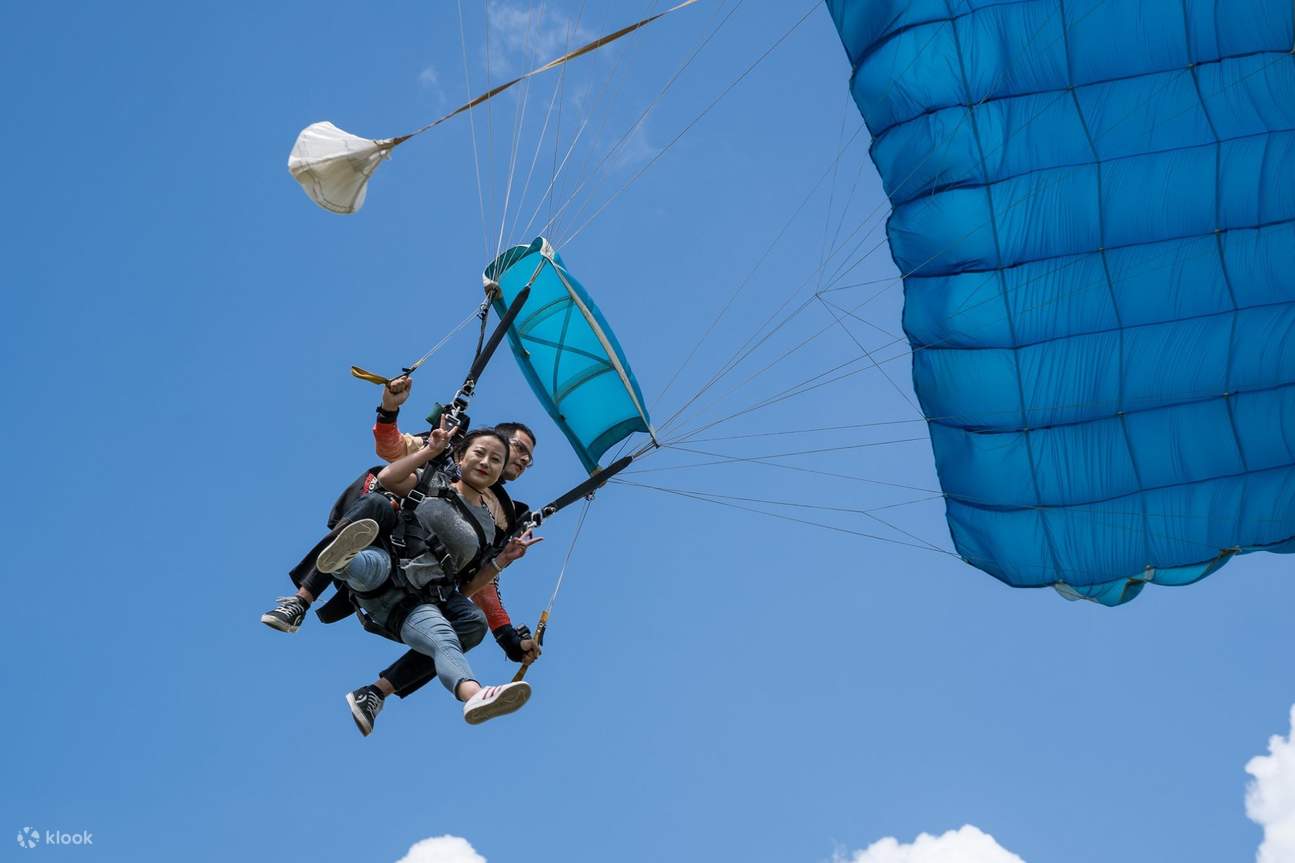 跳伞泰国