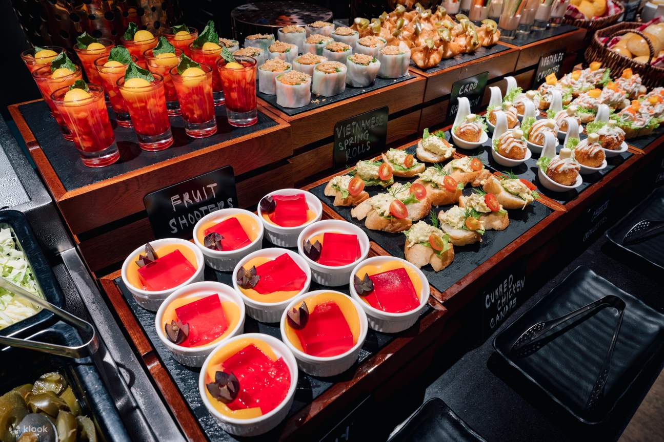 Ayala Malls Fairview Terraces에 있는 Vikings의 The Alley