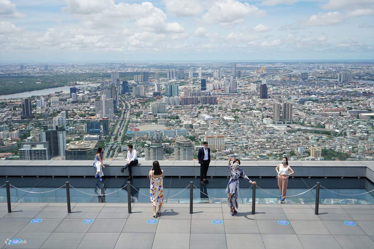 曼谷王权 Mahanakhon SkyWalk 玻璃观景台