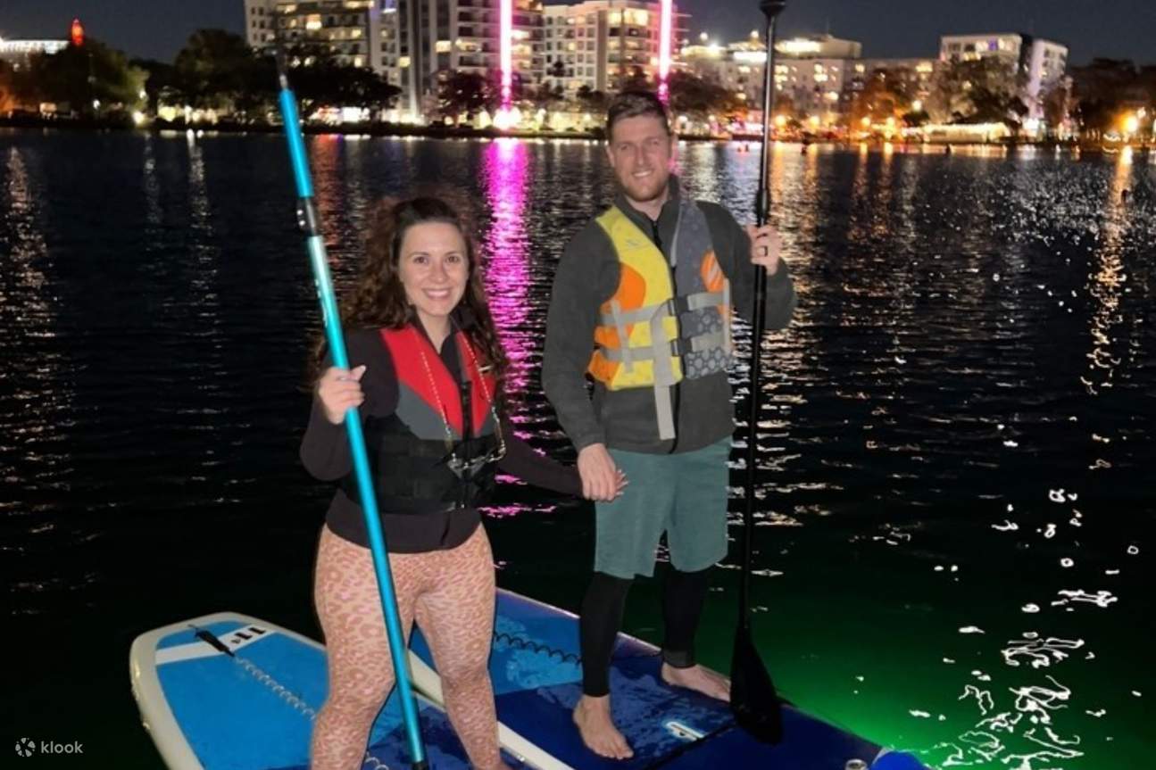 ทุกๆ การพาย จะเผยให้เห็นทัศนียภาพอันน่าทึ่งของทะเลสาบที่เงียบสงบแห่งนี้