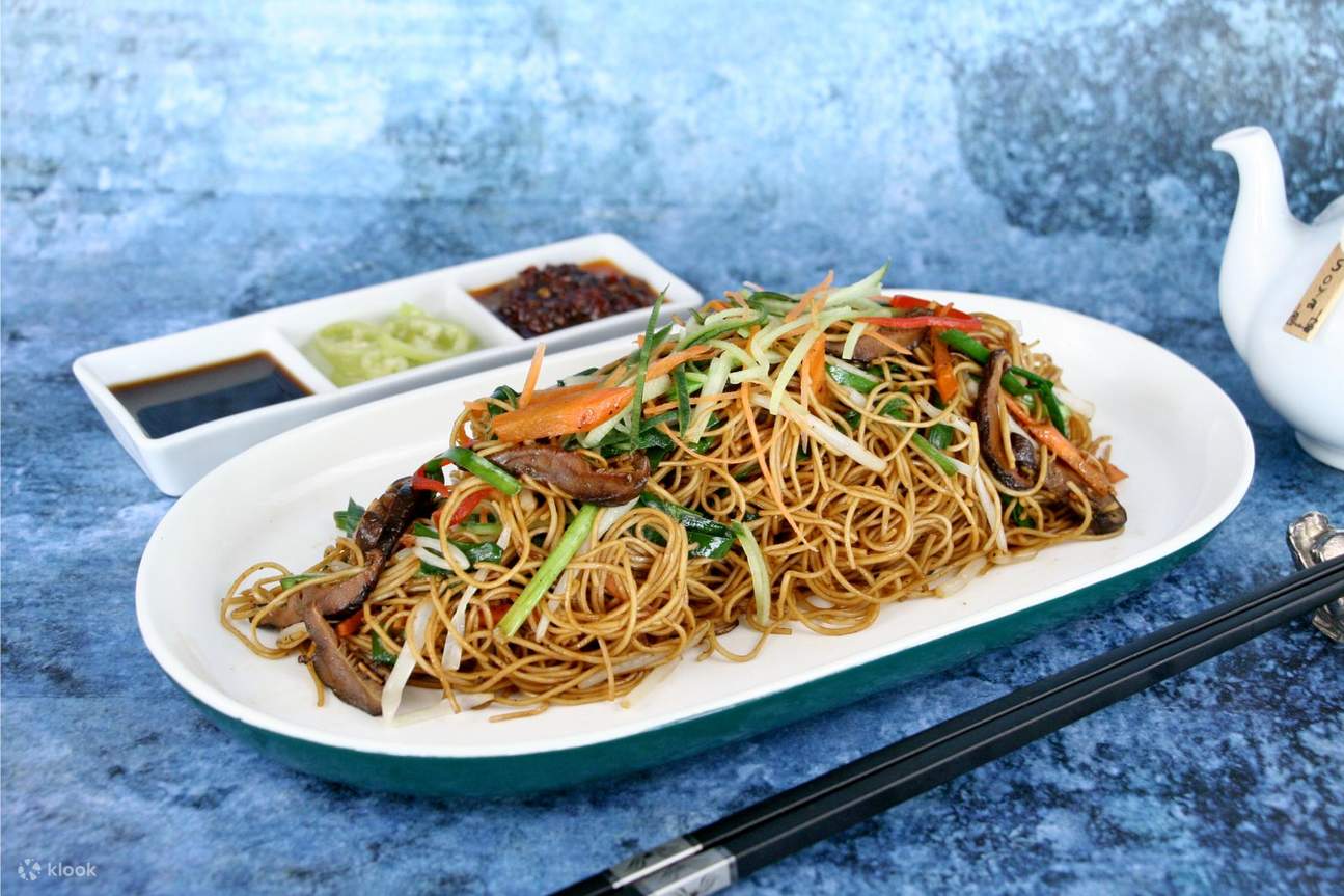 White Lotus Restaurant and Rooftop di Hilton Resort & Spa Hua Hin