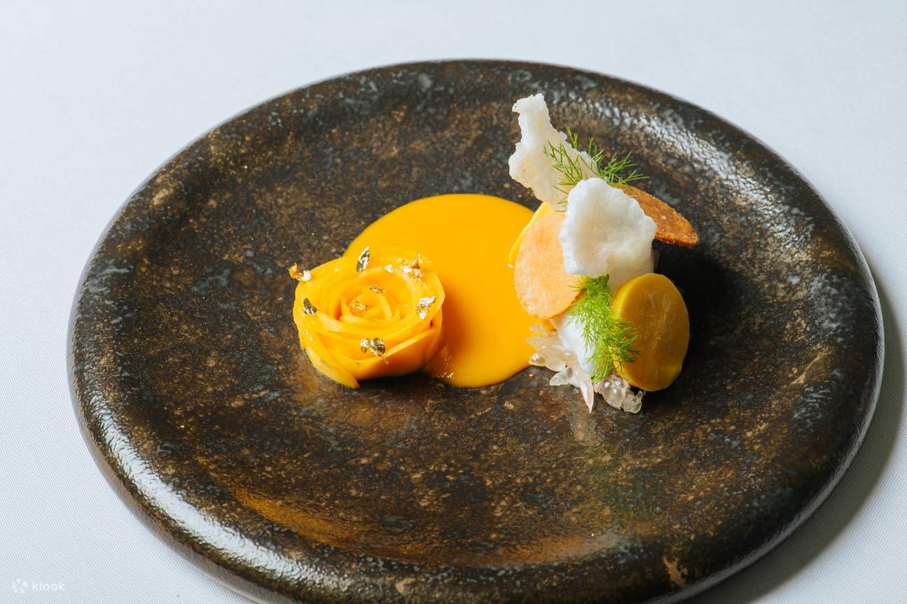 Restoran Blanc di Macalister Mansion