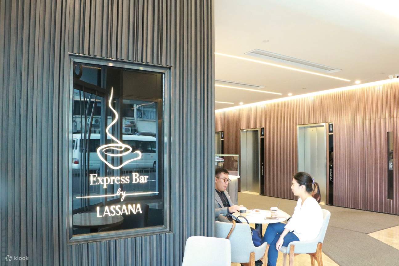 香港Express Bar By Lassana