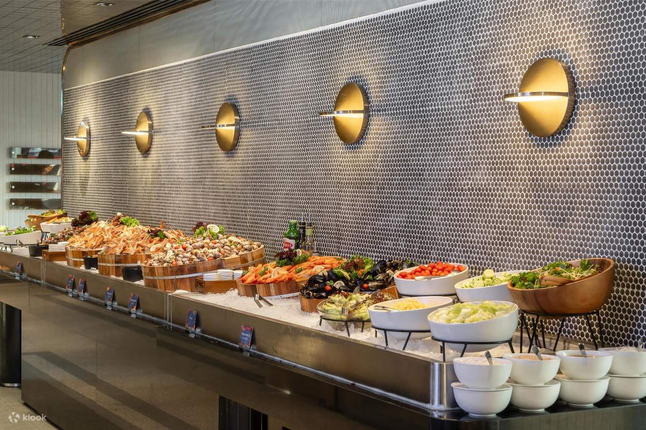 Seafood Buffet at Thale, Akara Hotel Pattaya