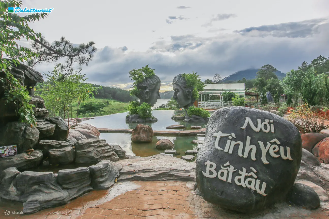 Clay Sculpture Tunnel in Da Lat