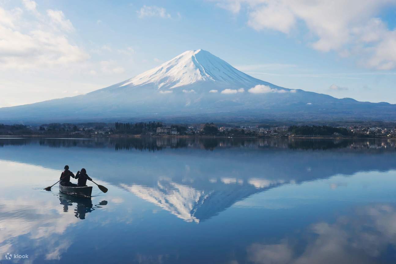 Fujiky Mount Fuji Arakurayama Park Oshino Hakkai Kawaguchiko Bus Tour from ...