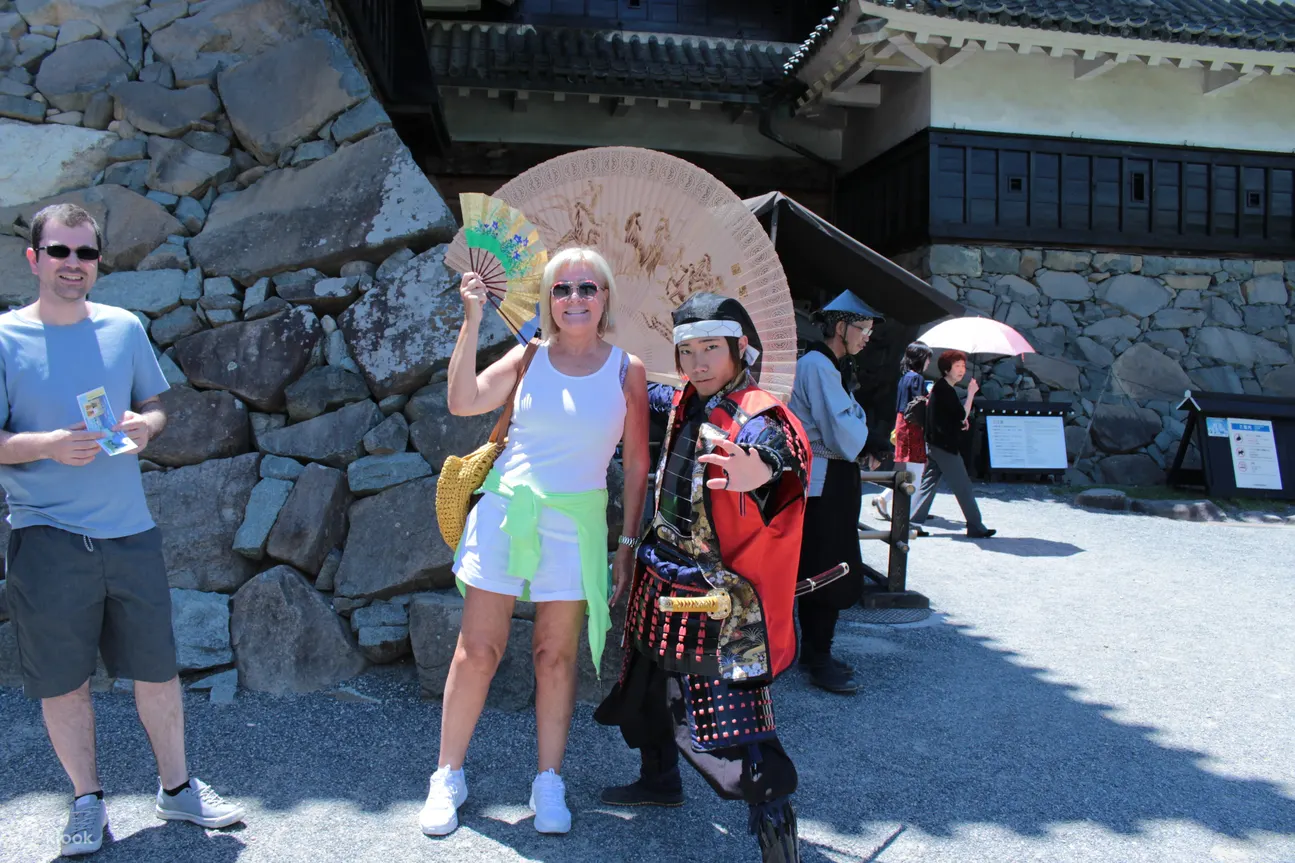 松本城之旅和武士体验