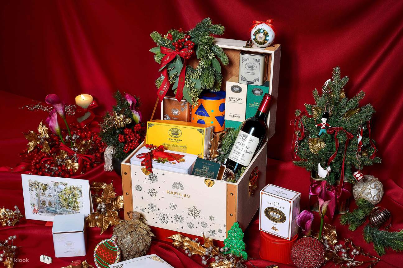 Праздничные корзины от Raffles Hotel Singapore