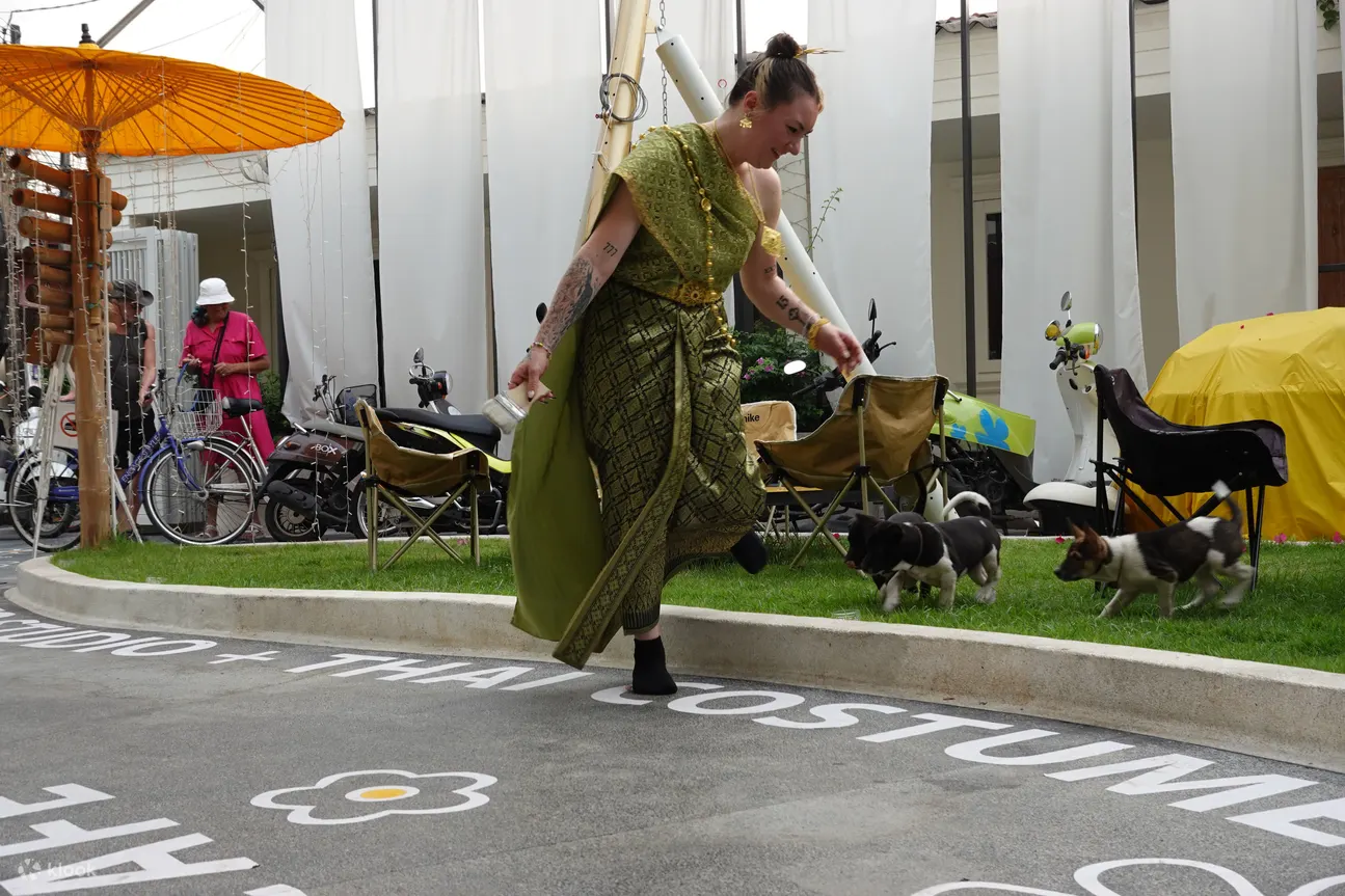 牛奶木炭和草粿