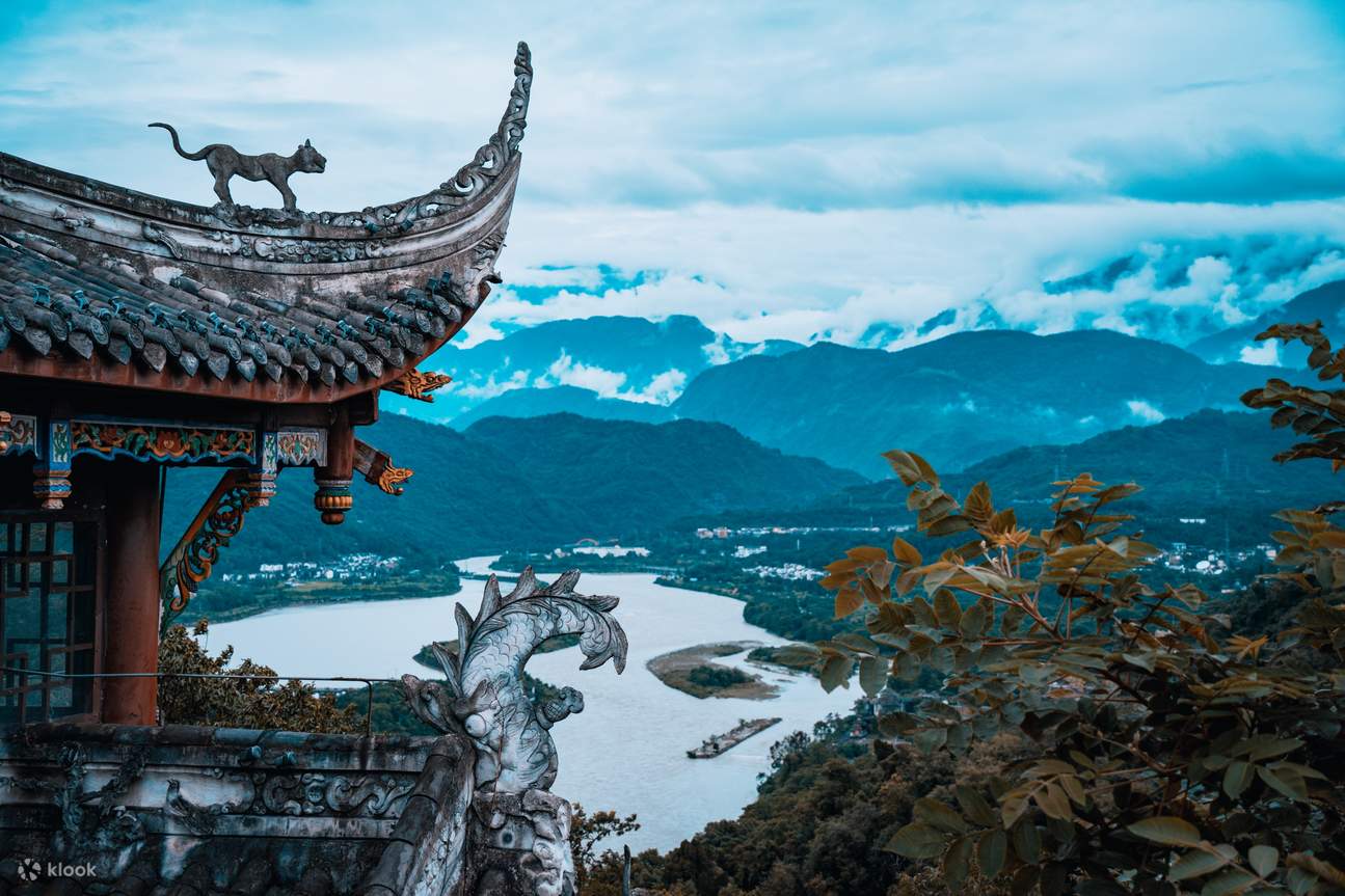 Индивидуальный трансфер из Чэнду в Дуцзянъянь