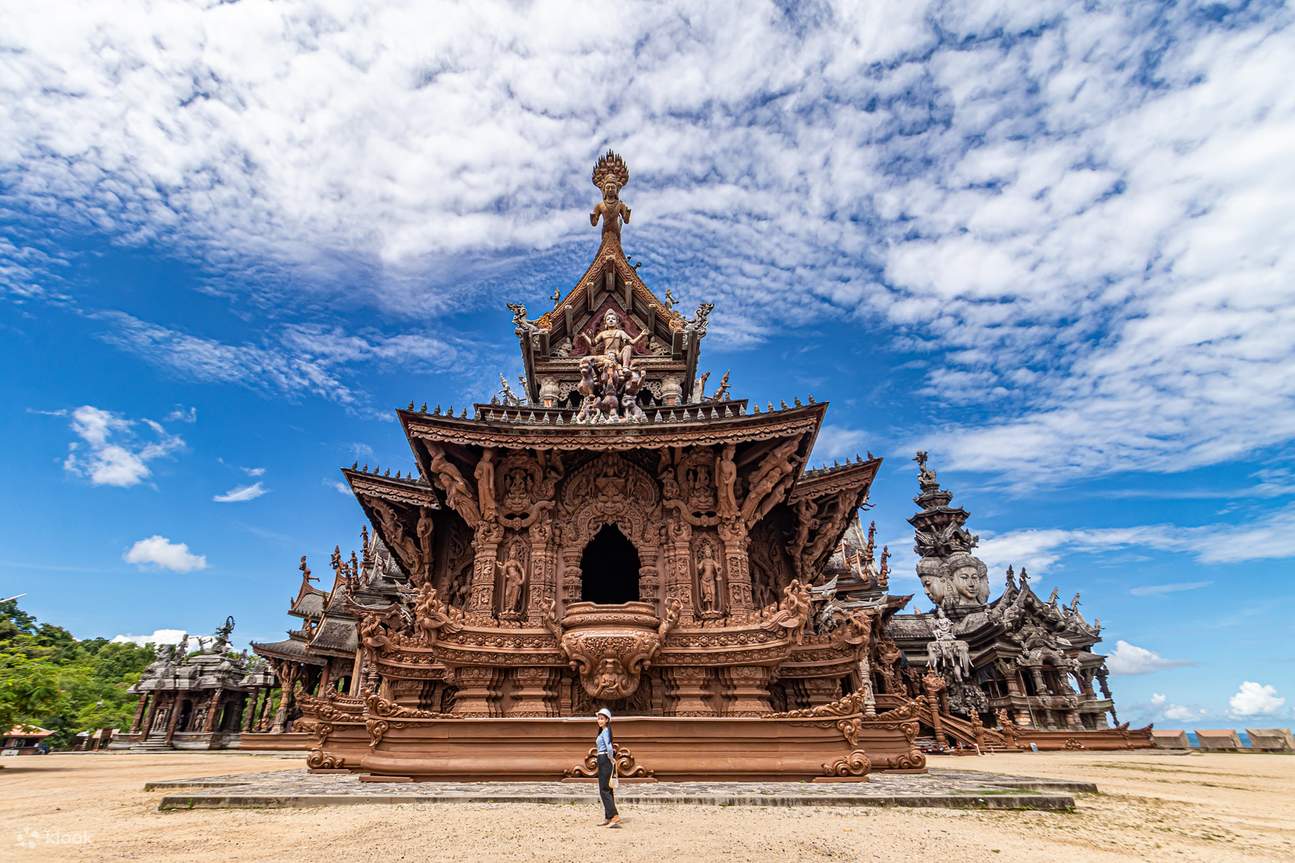 the sanctuary of truth exterior