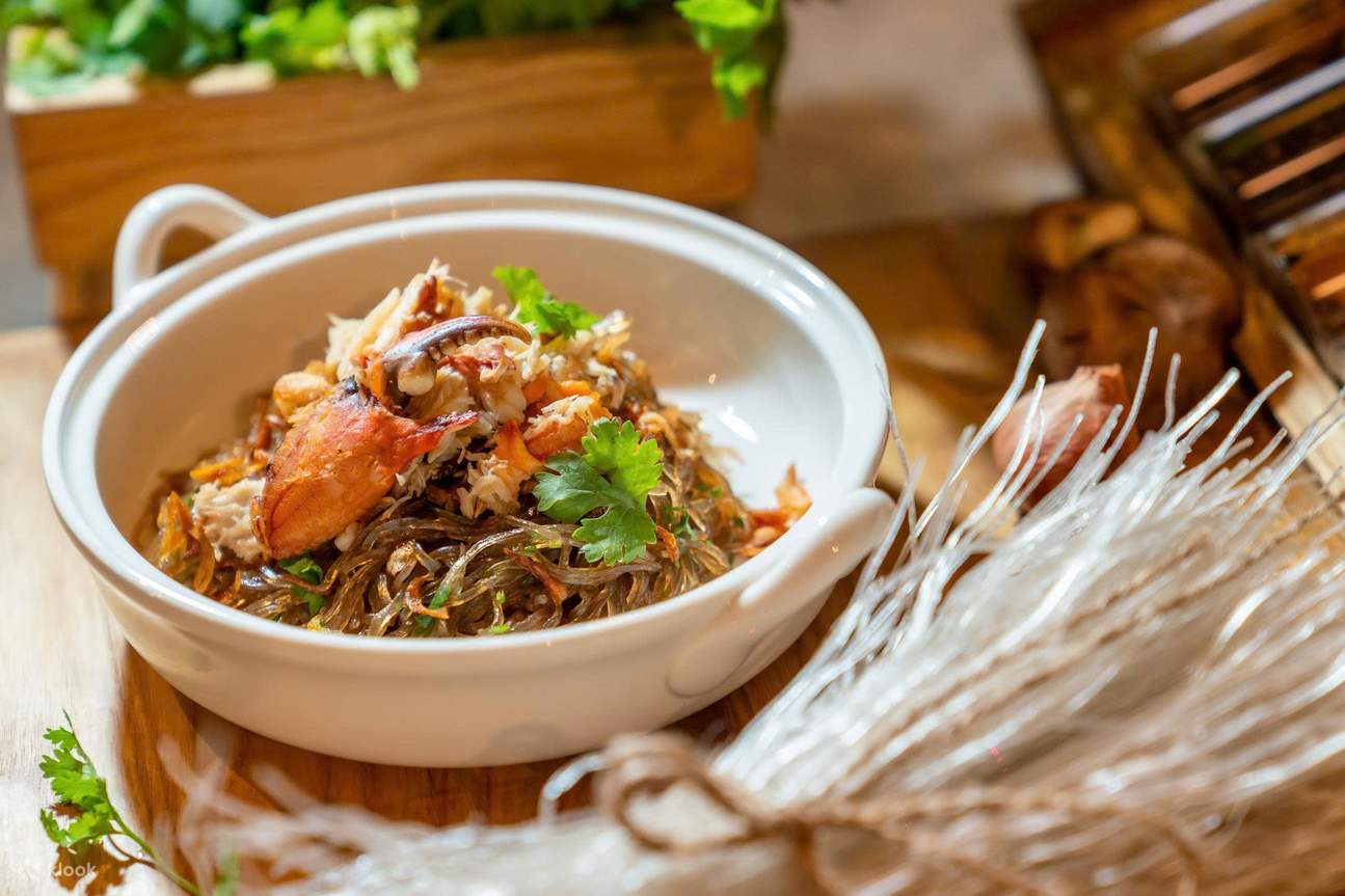 Oakwood Ha Long道地越南風味及西式套餐